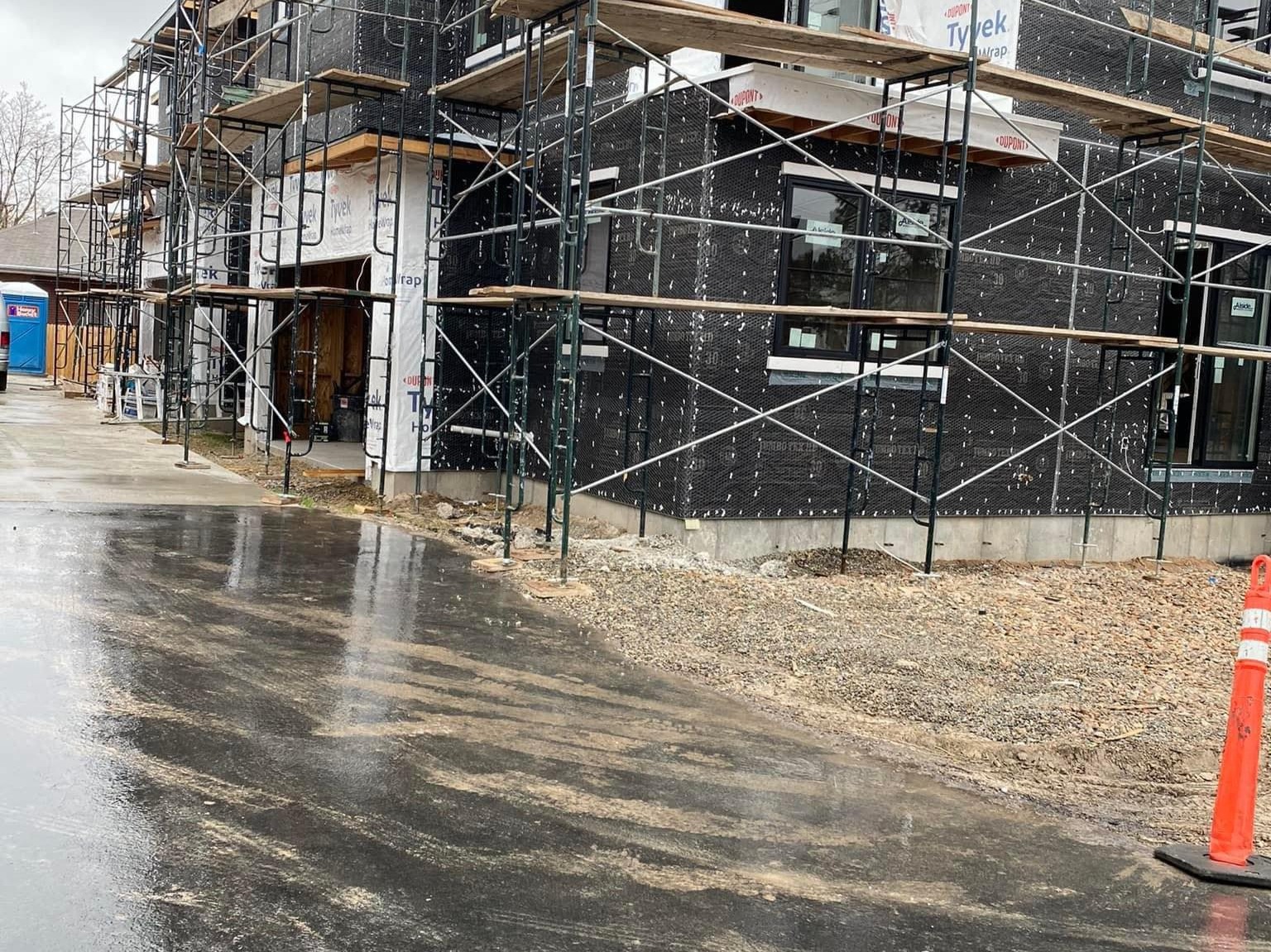 Gustavo's Construction, LLC